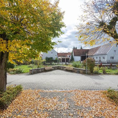 Lovely Holiday Home In Haunsheim Exteriör bild